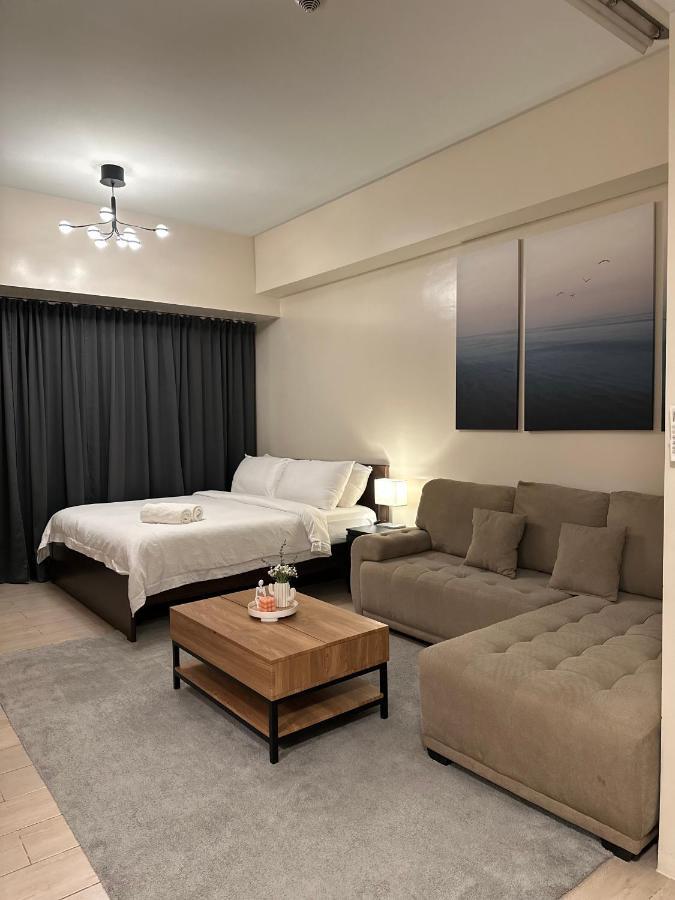 81 Newport Condominium Cluster 5 3A By Rechelle Nunag Pasay Kültér fotó