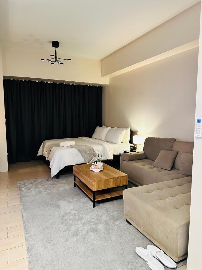 81 Newport Condominium Cluster 5 3A By Rechelle Nunag Pasay Kültér fotó