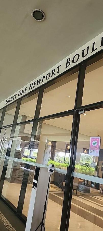 81 Newport Condominium Cluster 5 3A By Rechelle Nunag Pasay Kültér fotó