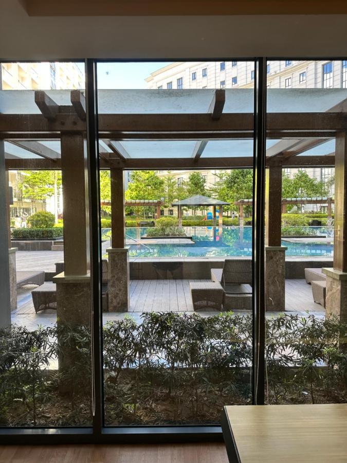 81 Newport Condominium Cluster 5 3A By Rechelle Nunag Pasay Kültér fotó