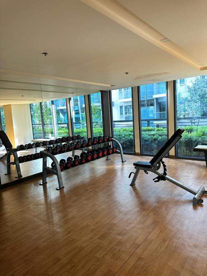 81 Newport Condominium Cluster 5 3A By Rechelle Nunag Pasay Kültér fotó